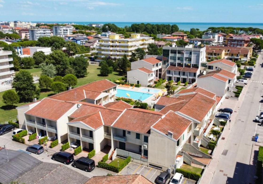 Apartment Caorle De Lux Swimming Pool, Parking, Garden מראה חיצוני תמונה