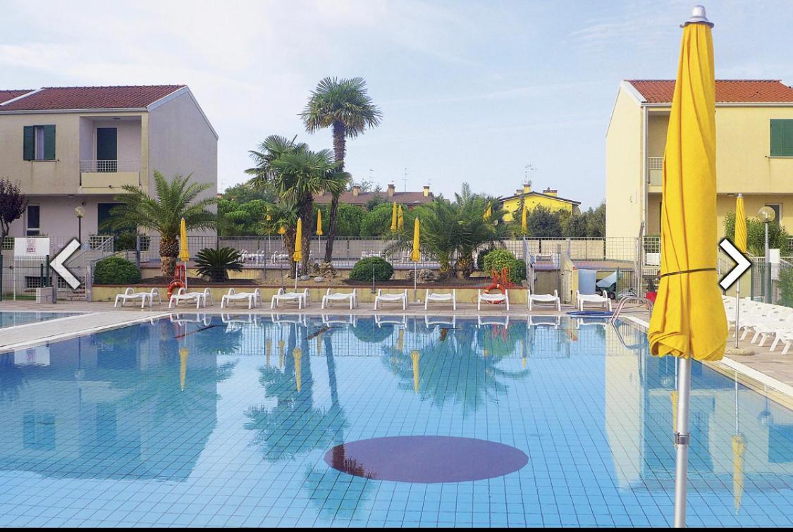 Apartment Caorle De Lux Swimming Pool, Parking, Garden מראה חיצוני תמונה
