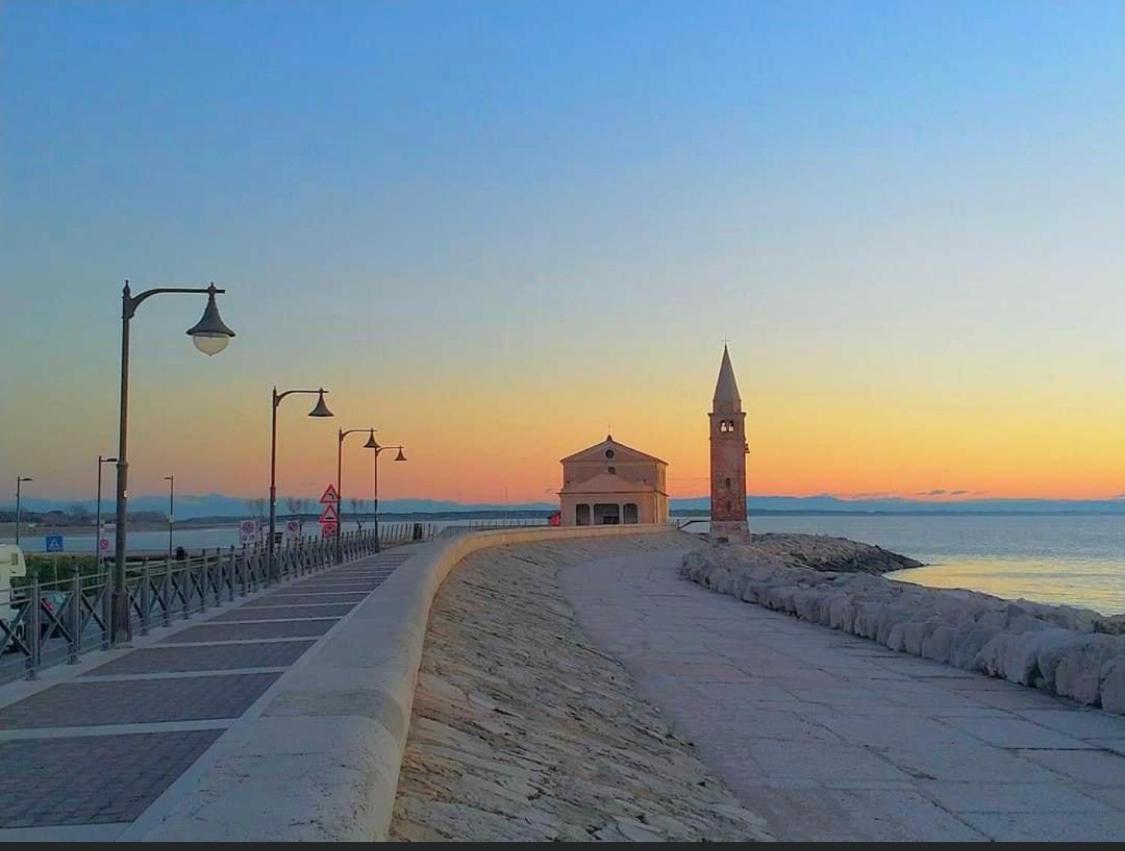 Apartment Caorle De Lux Swimming Pool, Parking, Garden מראה חיצוני תמונה